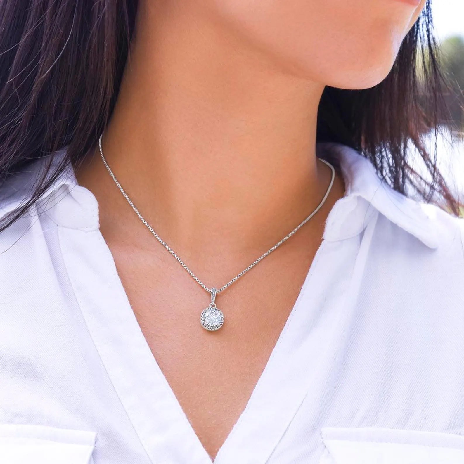 Collier Celestial Sunrise : pendentif en zircone cubique, acier inoxydable