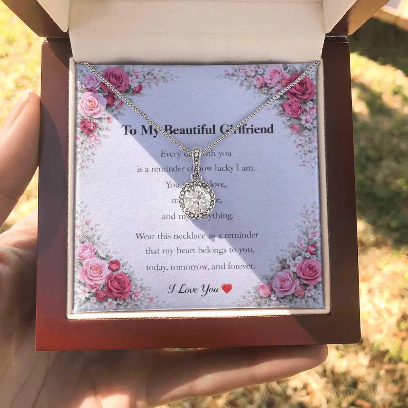 Collier Celestial Sunrise : pendentif en zircone cubique, acier inoxydable